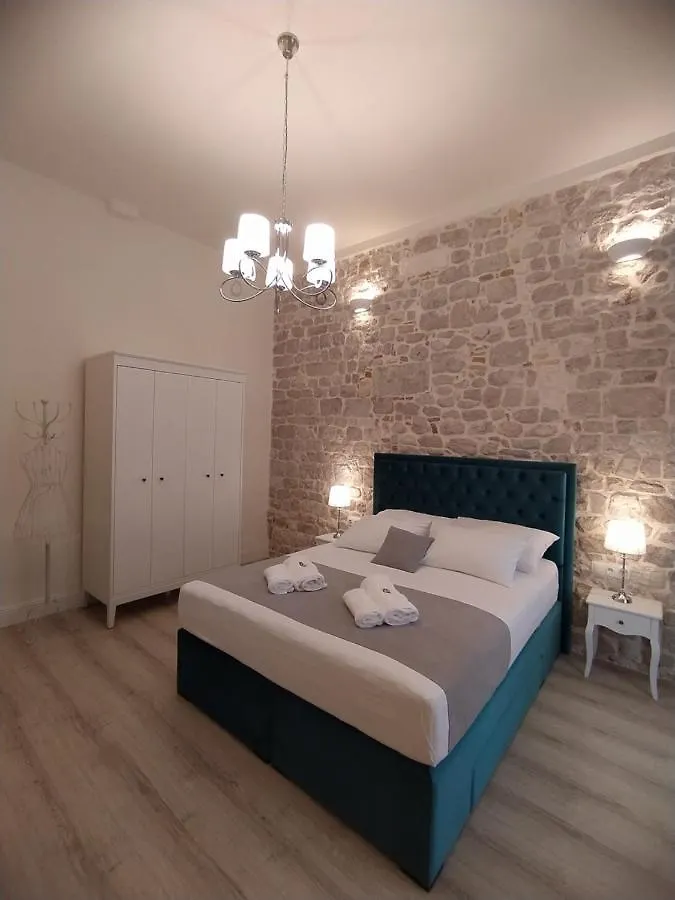 Apartment Antique Zadar - City Center